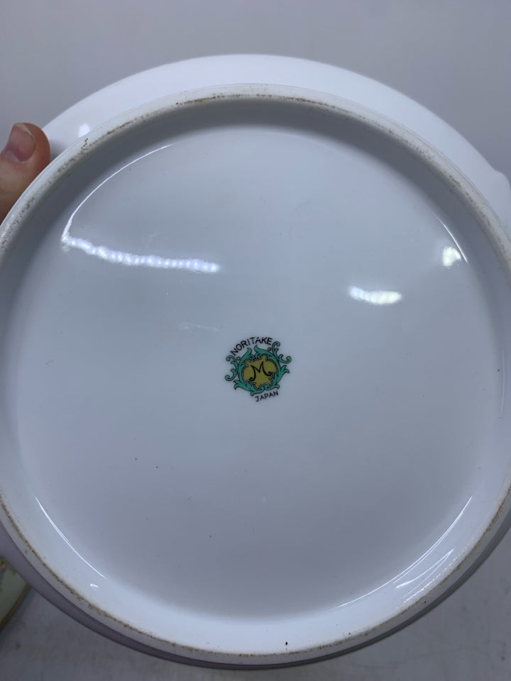 VTG COVERED DUDLEY SERVING DISH.