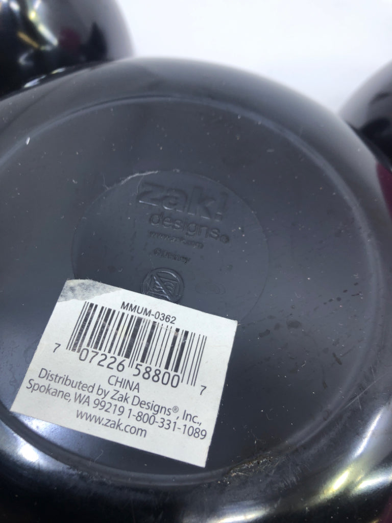 3 PINK AND BLACK MELAMINE MIKEY AND MINNIE BOWLS.