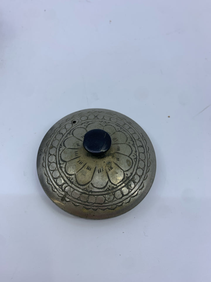 EMBOSSED FLORAL HANDMADE TEAPOT.