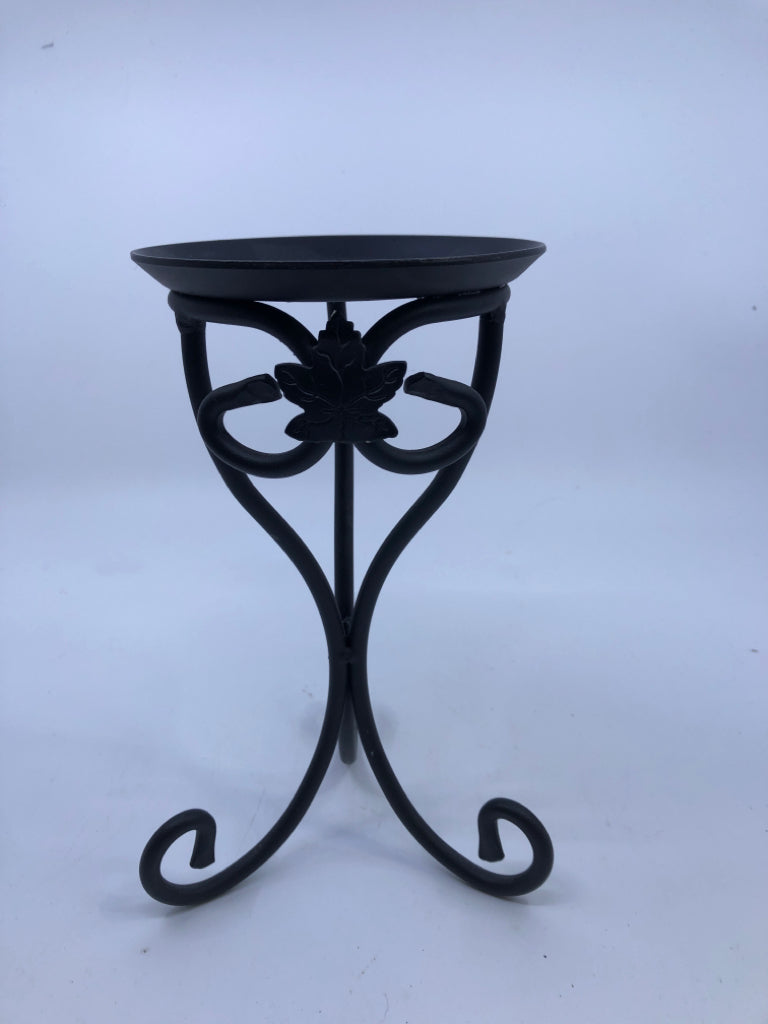 BLACK SCROLL LONGABERGER PILLAR CANDLE HOLDER.