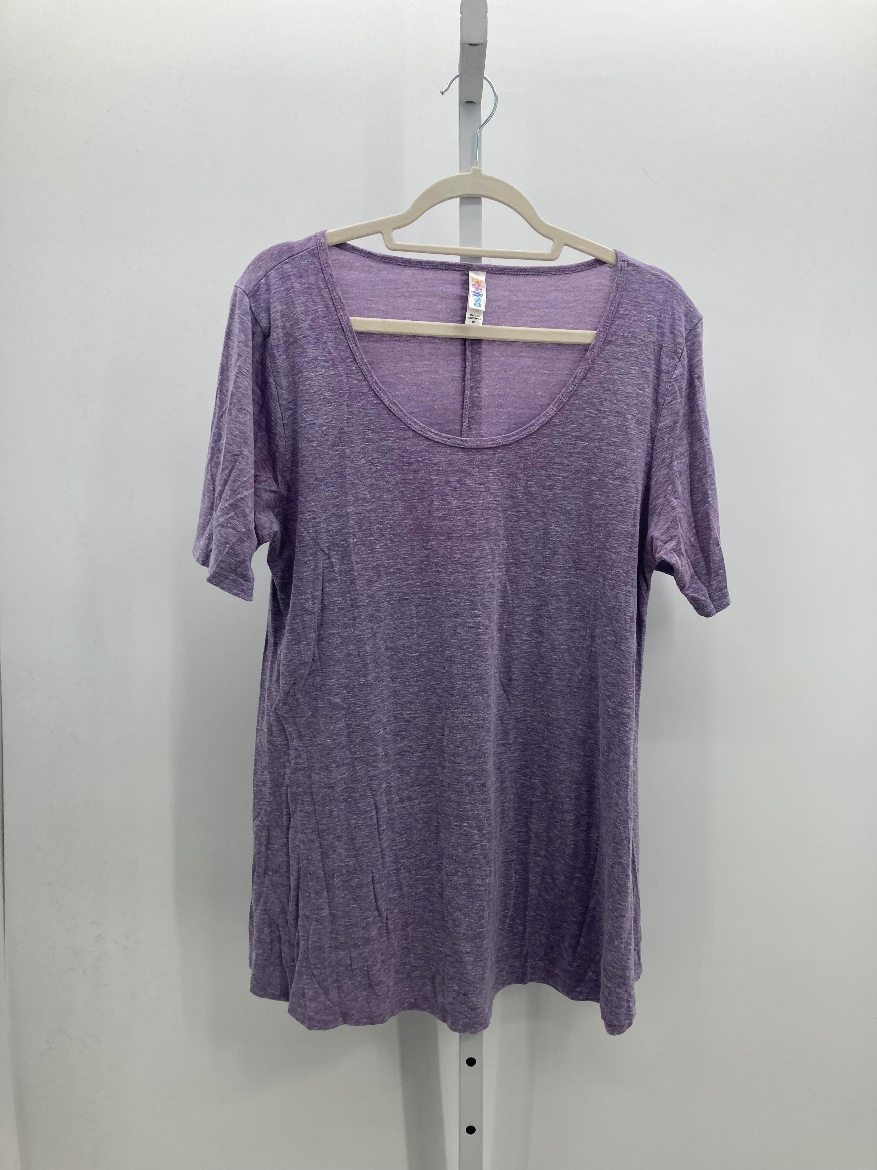 Lularoe Size Medium Misses Short Sleeve Shirt