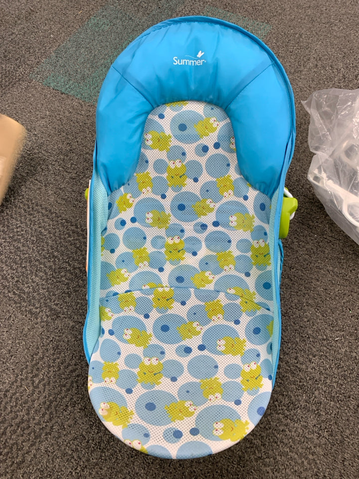 BLUE INFANT BATH SEAT GREEN FROGS