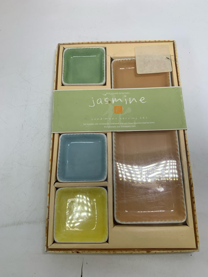NIB VTG 4 PC PASTEL CONDIMENT SERVING SET.