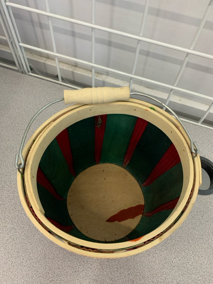 HAPPY HOLIDAYS WOOD BUCKET W/HANDLE.
