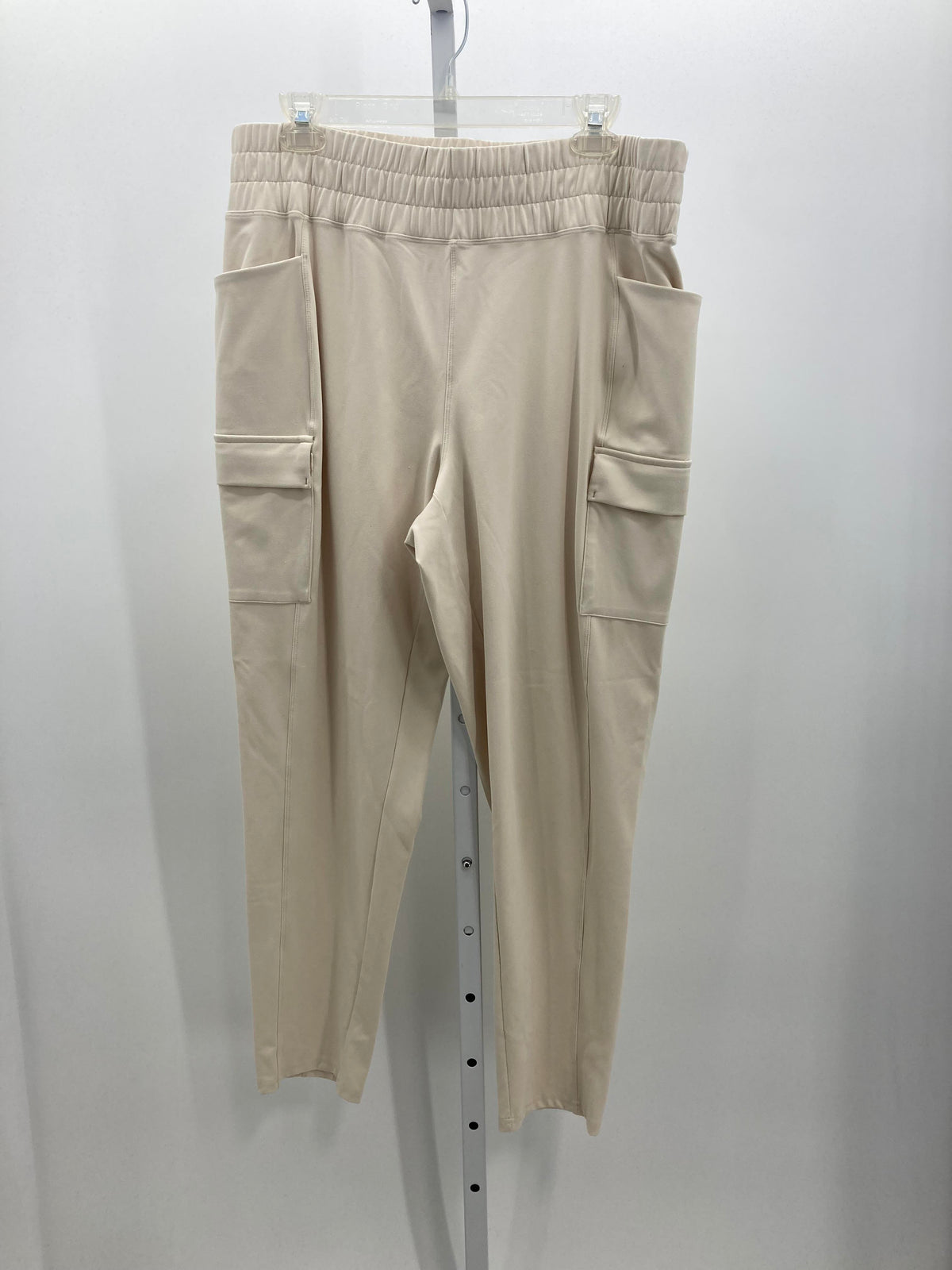 Avalanche Size Large Misses Pants