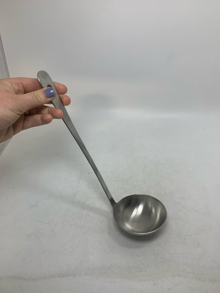 STAINLESS STEEL LADLE.