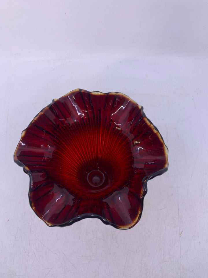 VTG RUFFLE EDGE FLARED VASE.