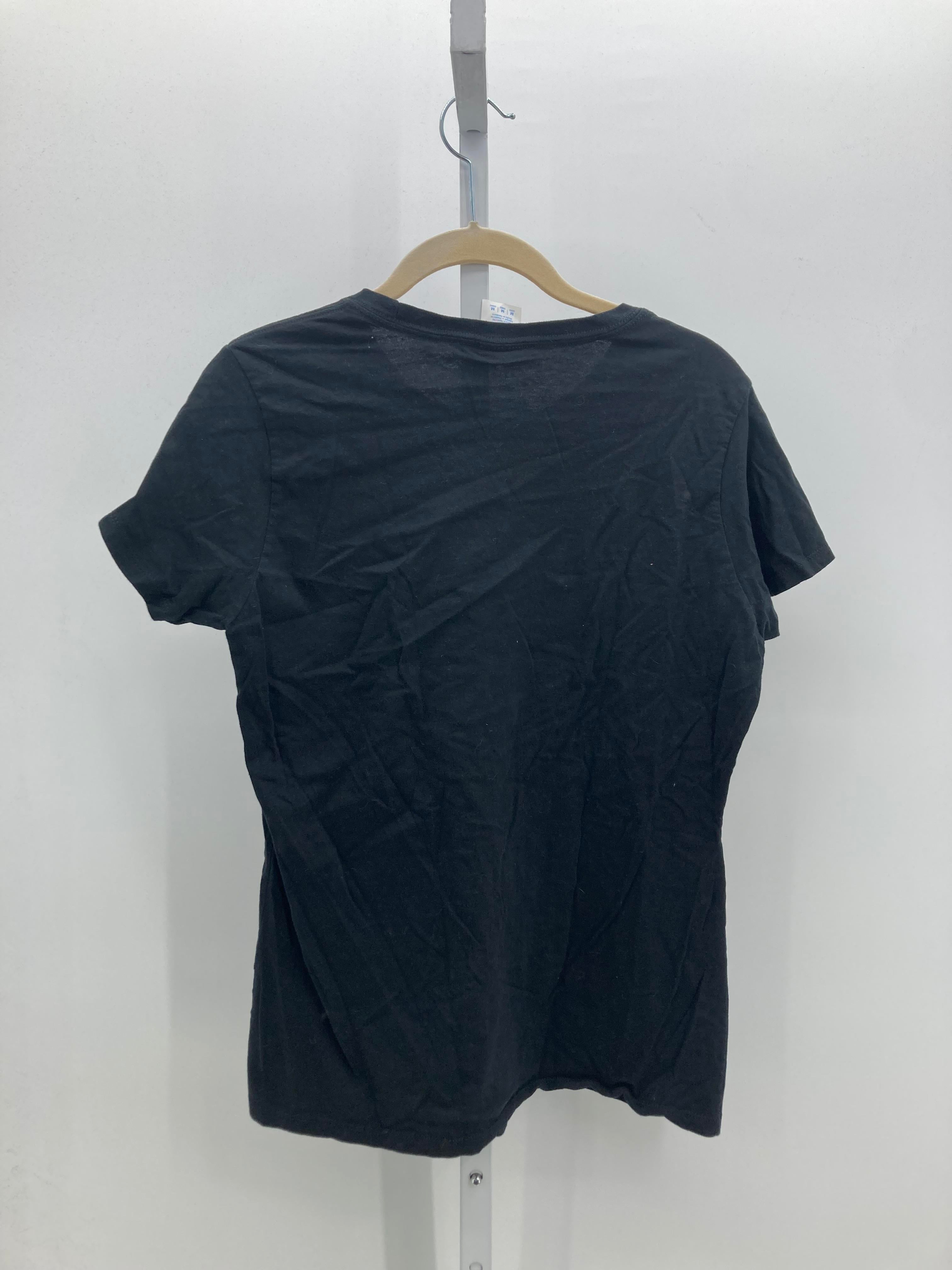 Size Medium Misses Short Sleeve Shirt