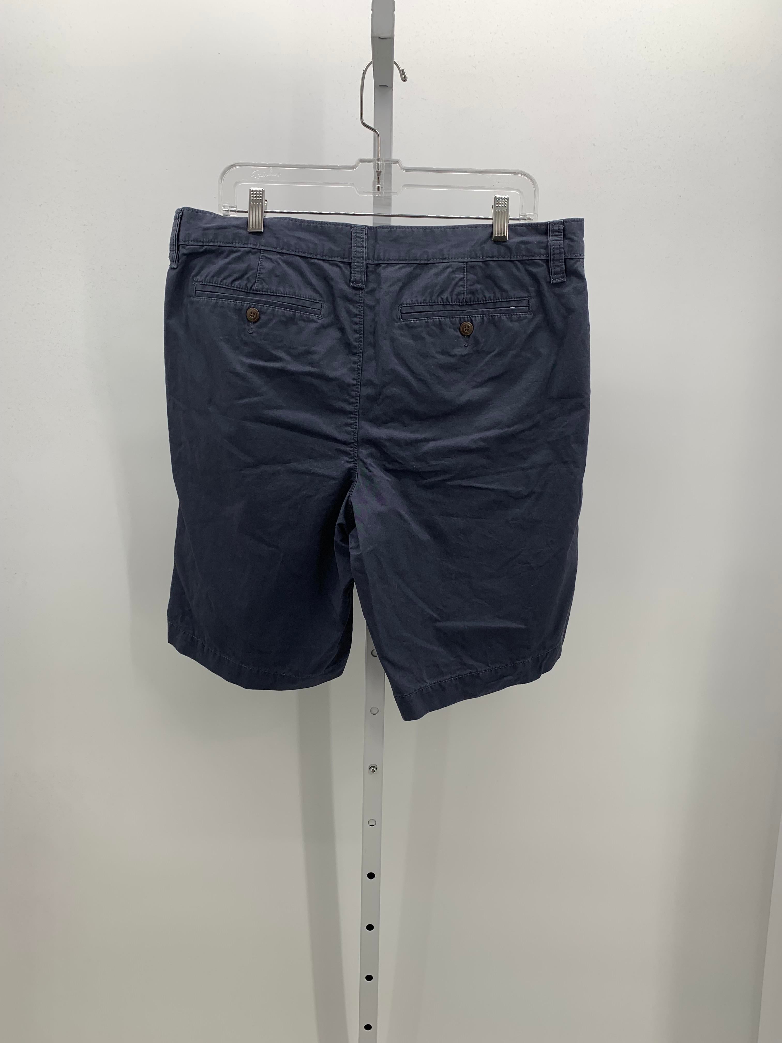 KHAKI SHORTS