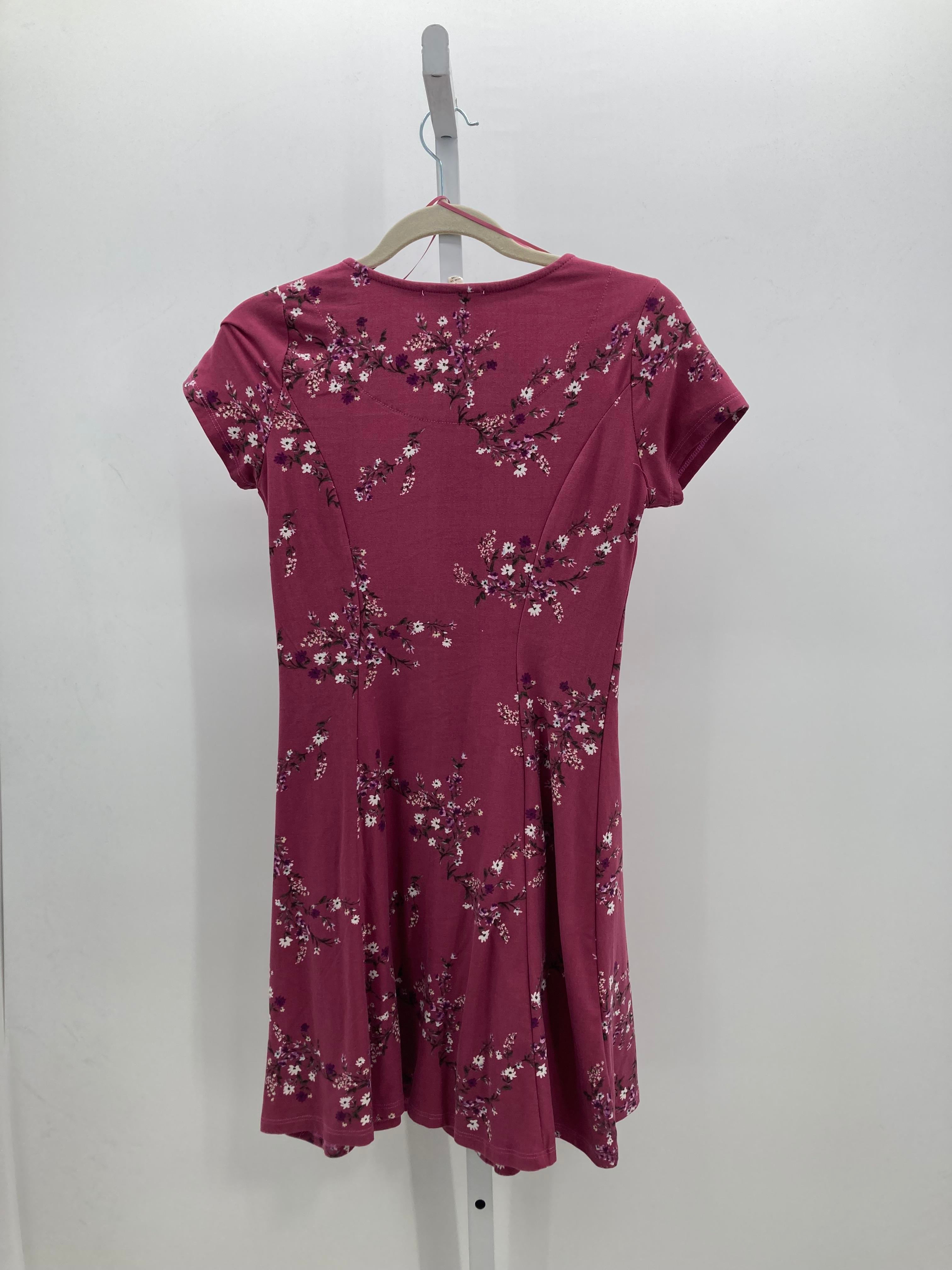 Pink Rose Size Small Juniors Short Sleeve Dress