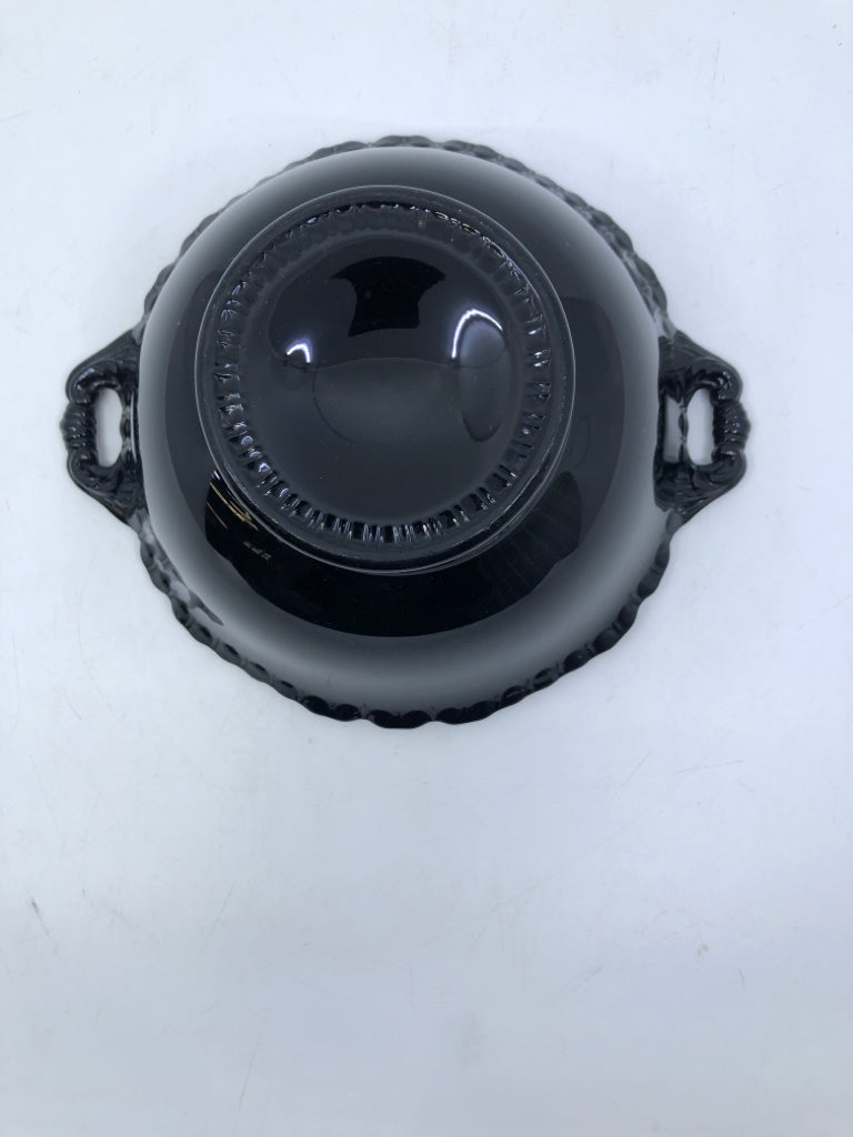 VTG BLACK FOOTED BOWL W HANDLES.