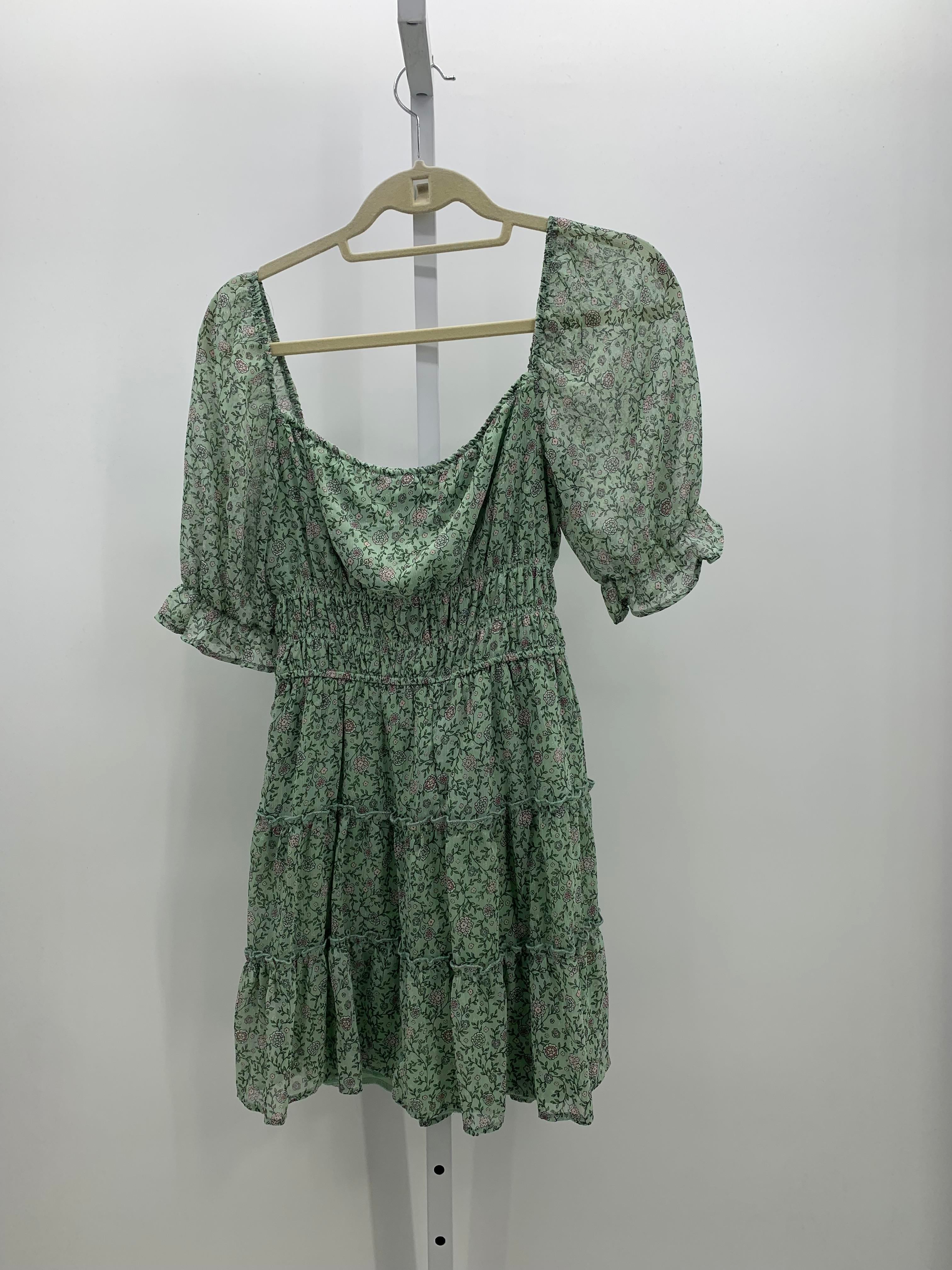 Trixxi Size Small Juniors Short Sleeve Dress