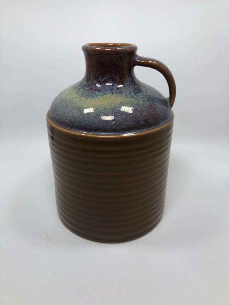 PURPLE GLAZED JUG.