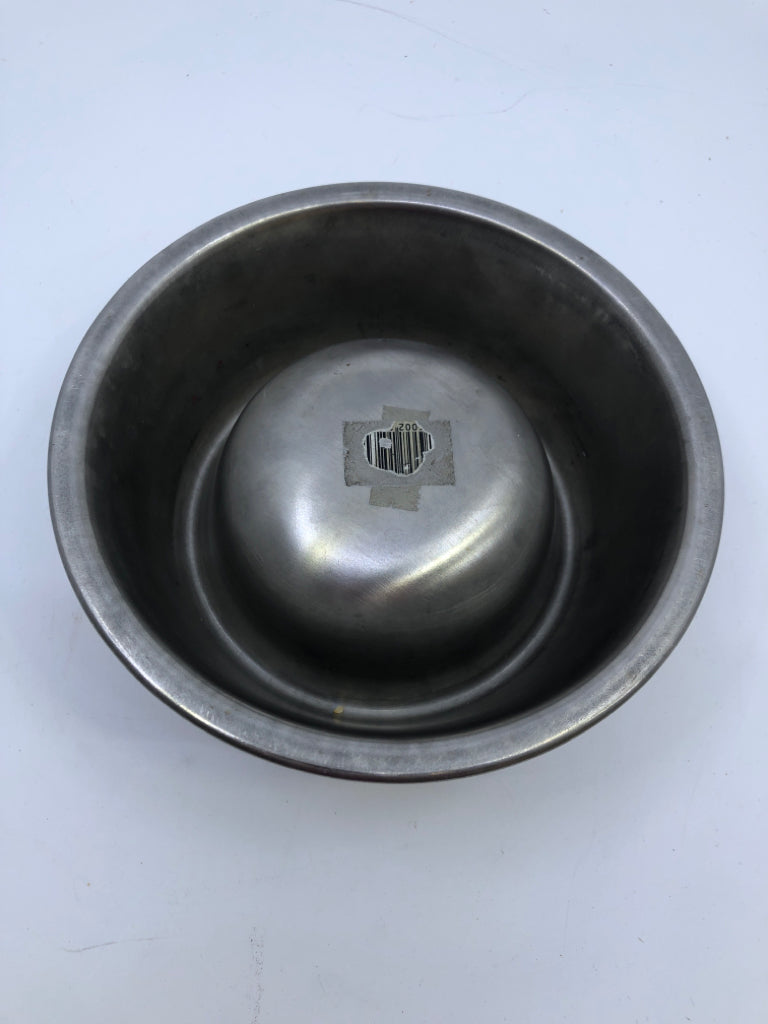 STAINLESS STEEL PET BOWL.