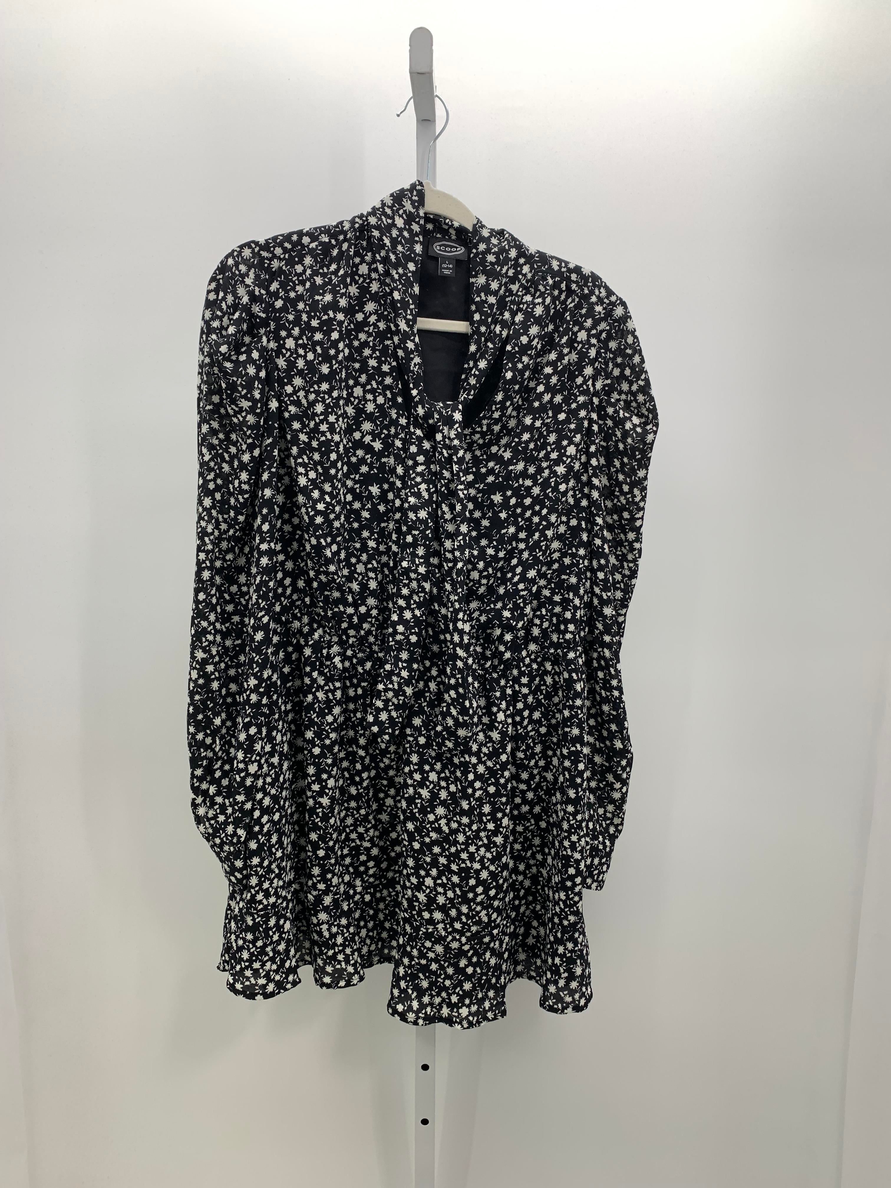 Size Large Misses Long Sleeve Dress
