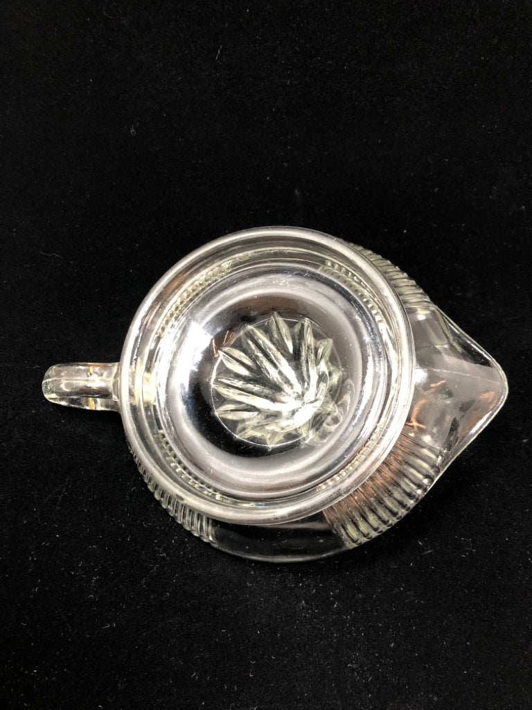 CLEAR GLASS JUICER.