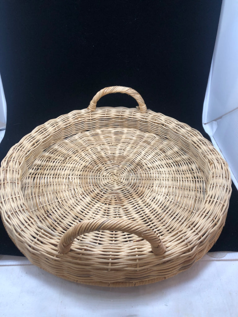NWT WICKER TRAY - TOMMY BAHAMA.