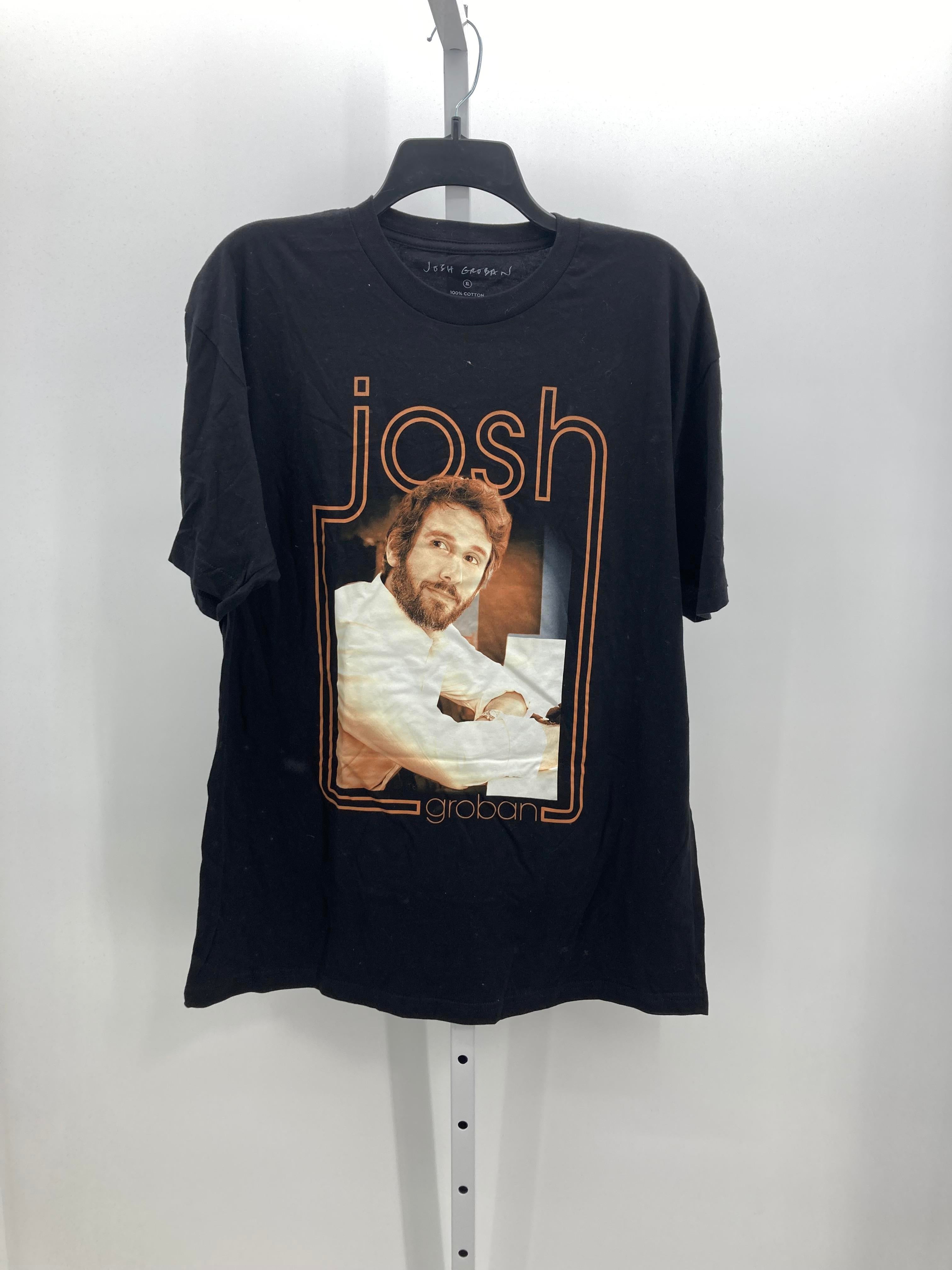 GRAPHIC KNIT TEE.