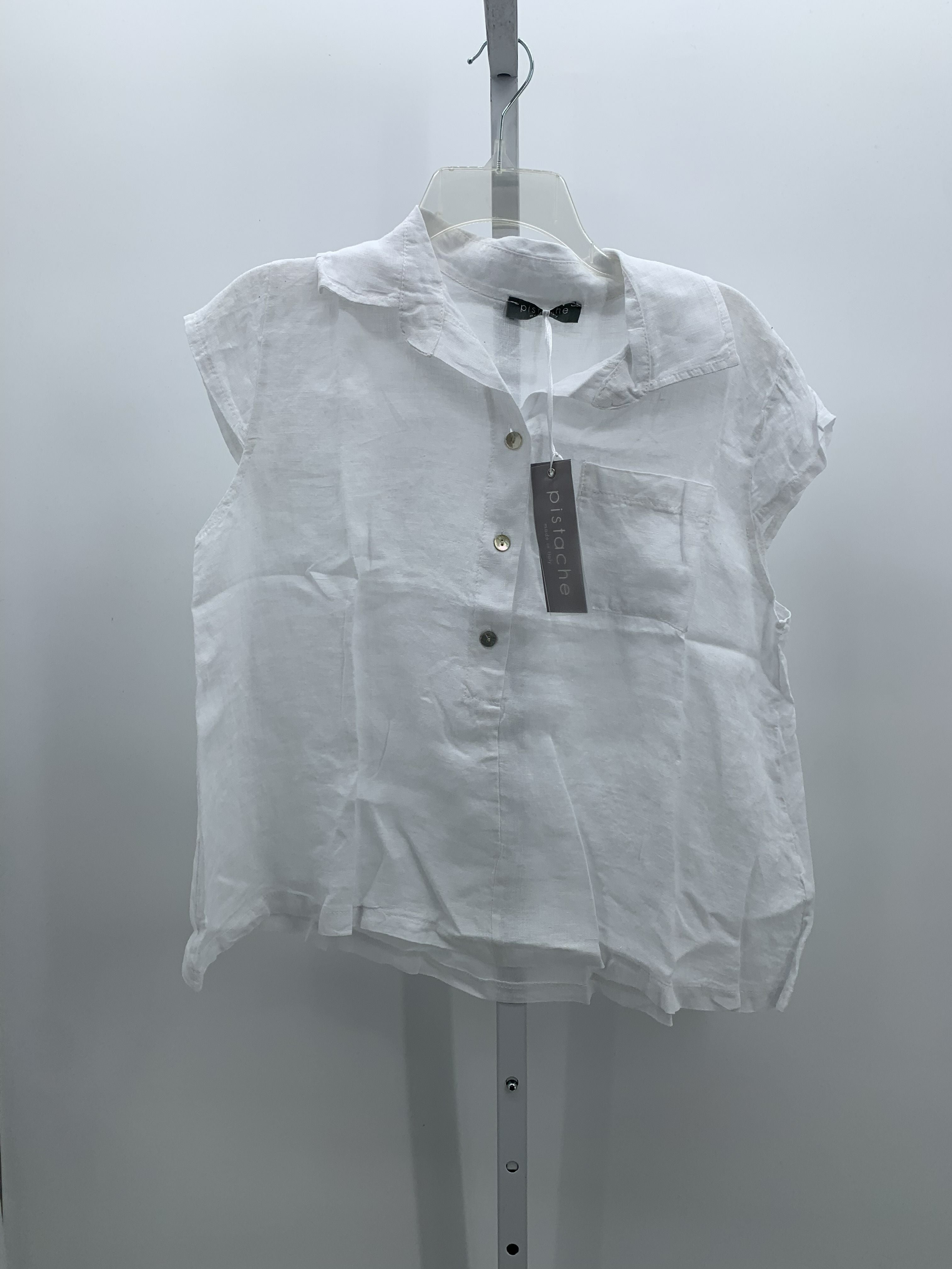 Size Medium Misses Short Sleeve Shirt