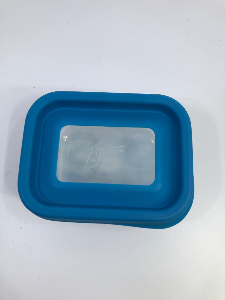 GLASS ZIPLOC CONTAINER W/BLUE LID.