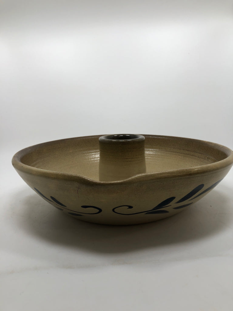 MAPLE CITY POTTERY CHICKEN ROASTER.