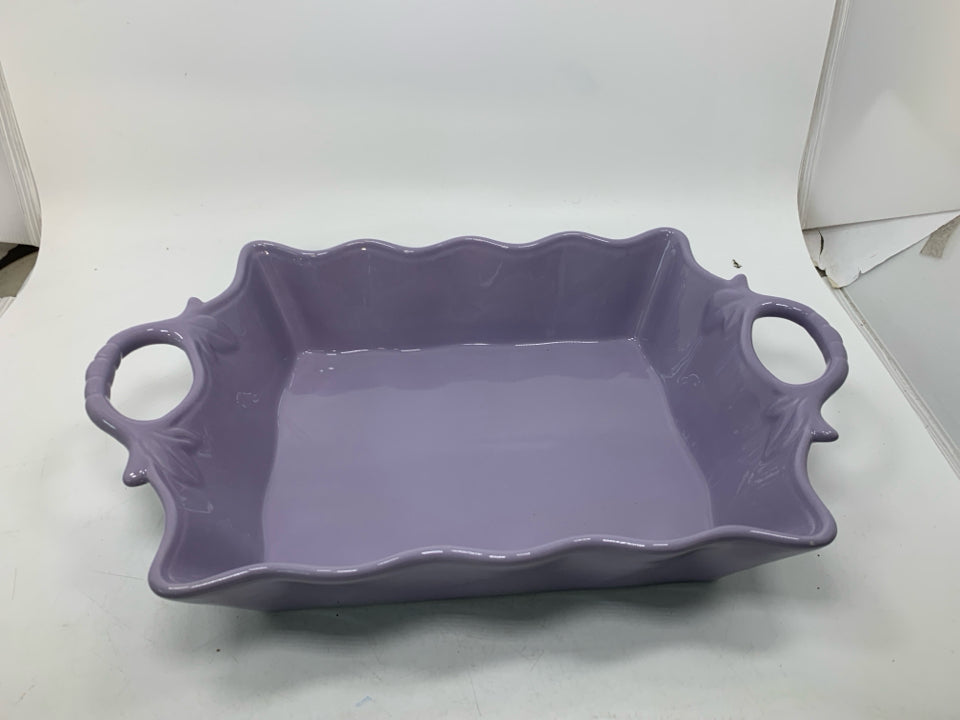 RECTANGLE STONEWARE W/ EMBOSSED DETAIL HANDLES CASSEROLE DISH.