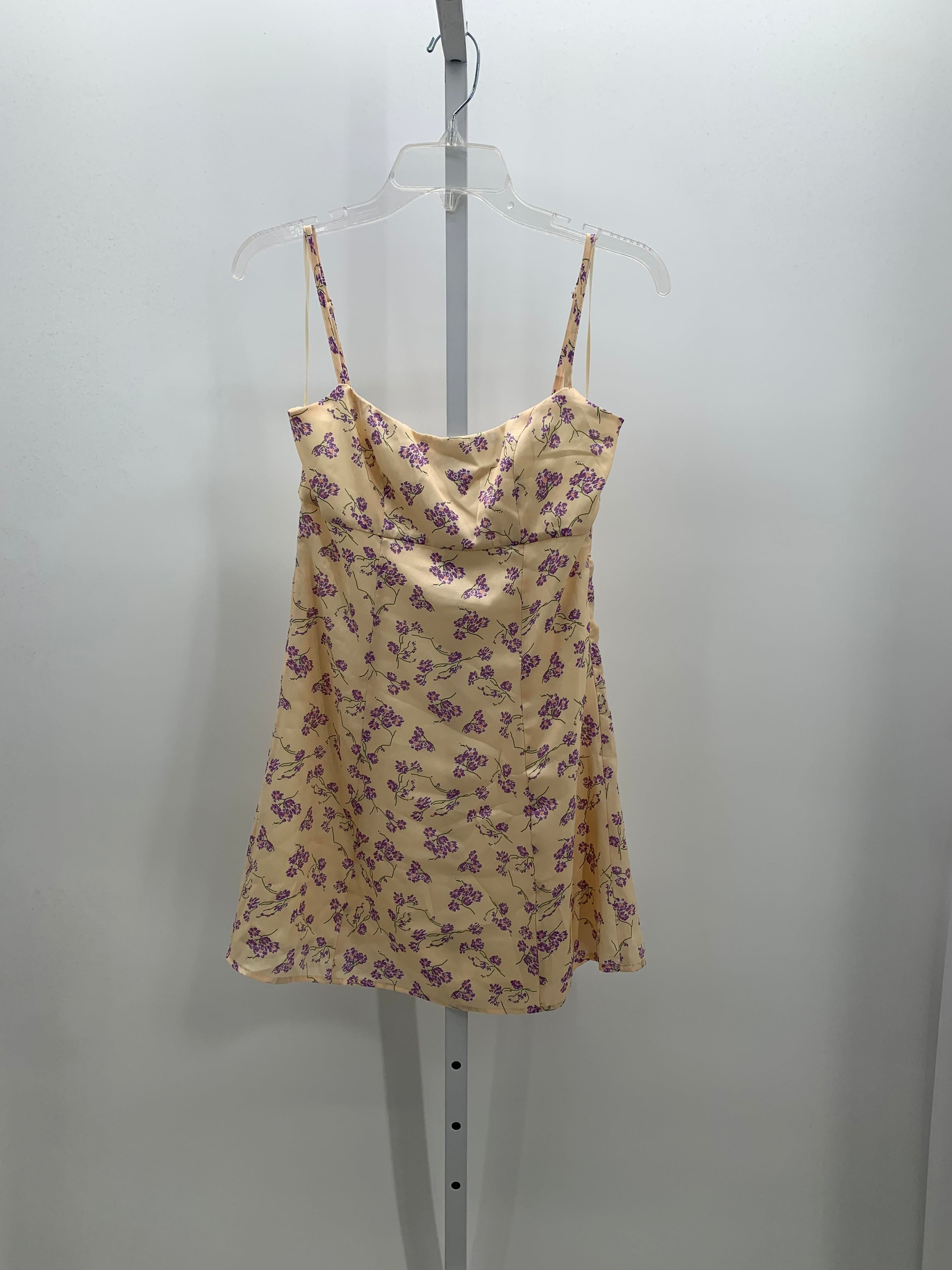 Size X Small Juniors Sleeveless Dress