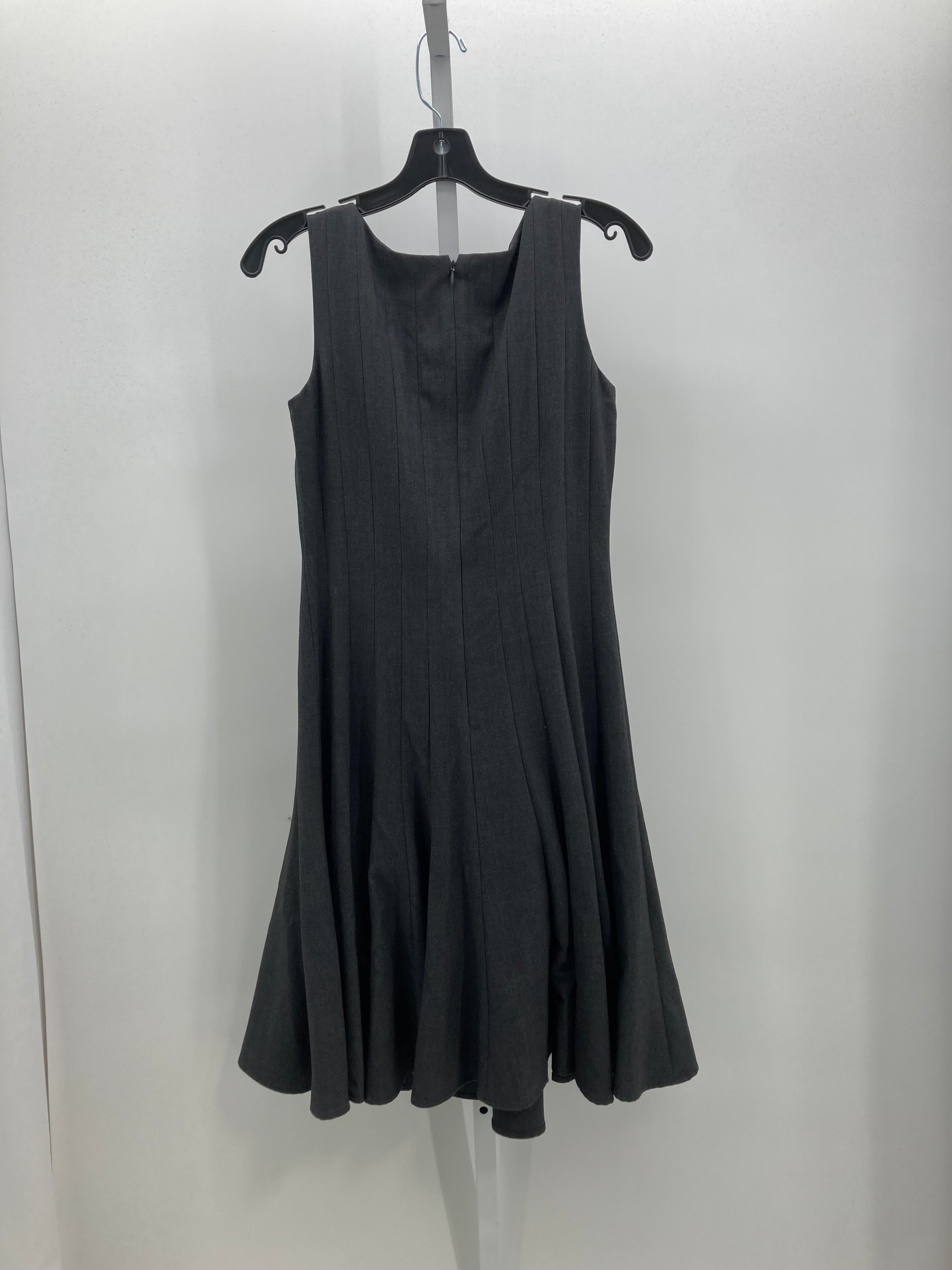 Calvin Klein Size 4 Misses Sleeveless Dress