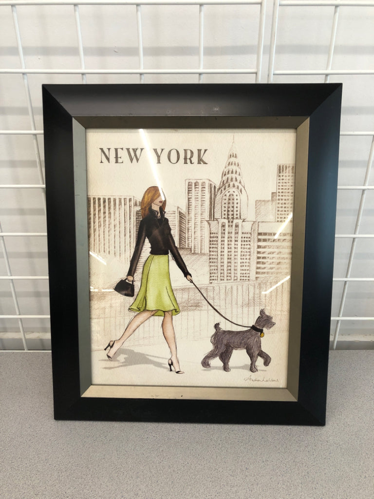 NEW YORK GREEN FASHION ART W/ BLACK FRAME.
