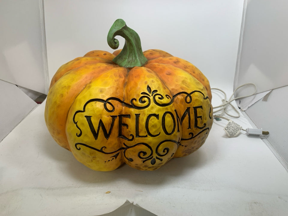 LARGE RESIN WELCOME LIGHT UP PUMPKIN.