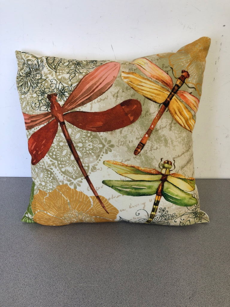DRAGON FLY OUTDOOR PILLOW.