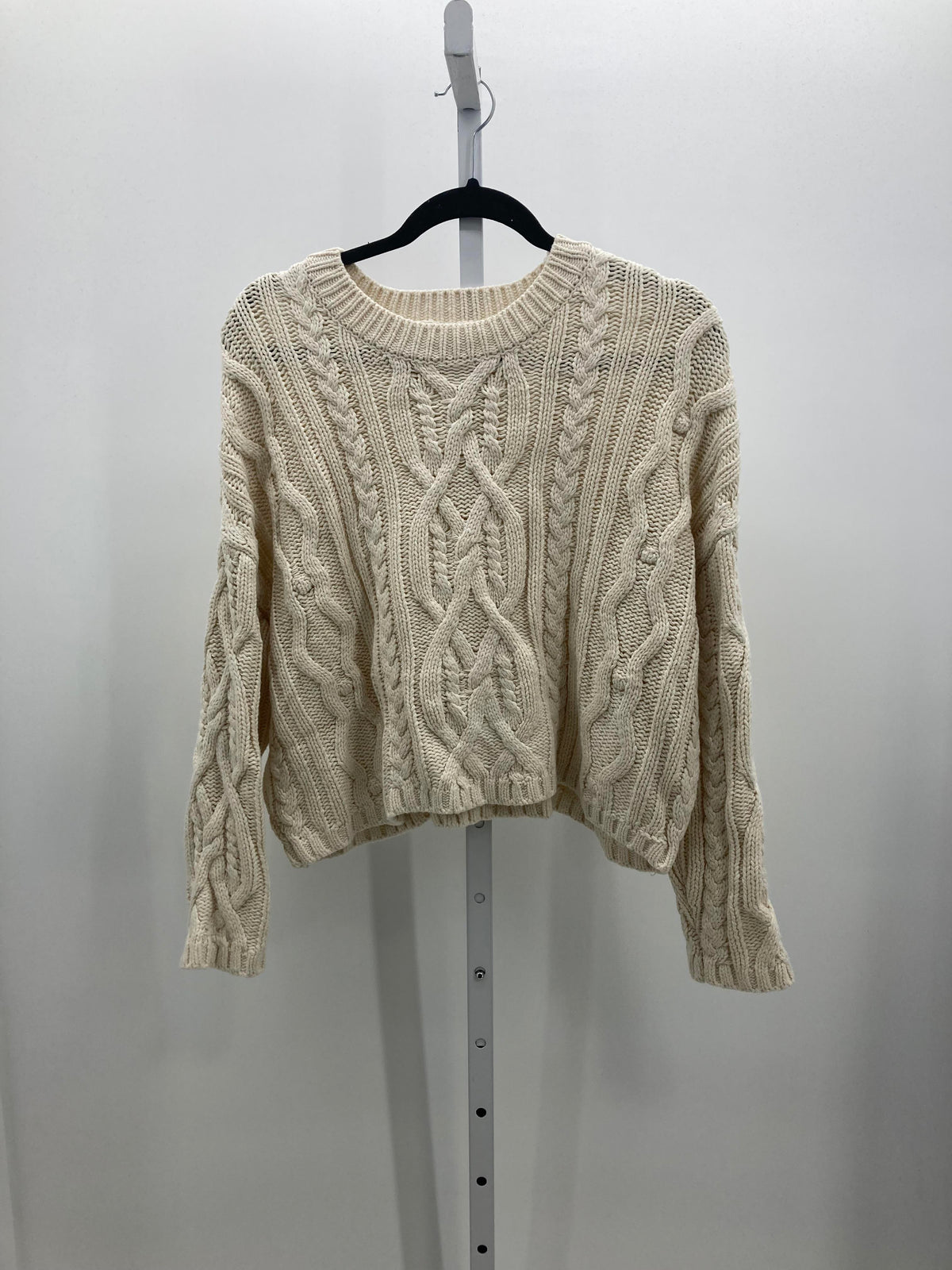 Size Medium Juniors Long Sleeve Sweater