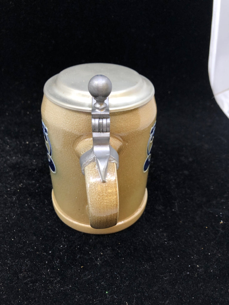 GREY AND BLUE SALT GLAZE BEER STEIN.