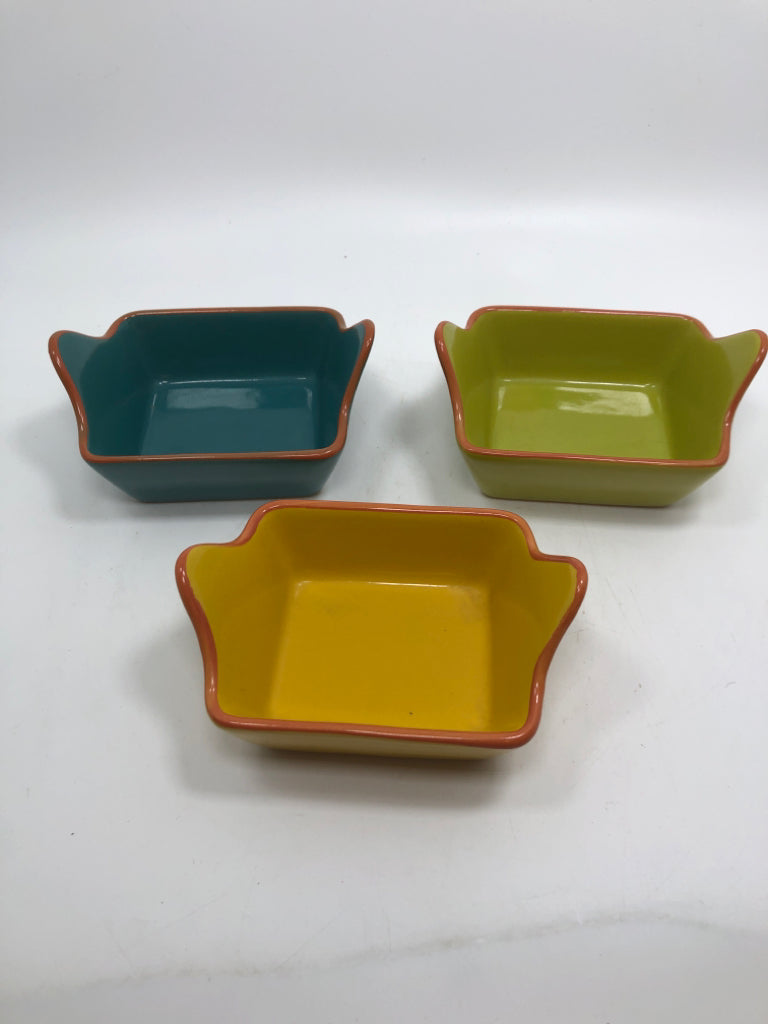 7PC COSTA DEL SOL STONEWARE SERVING SET.