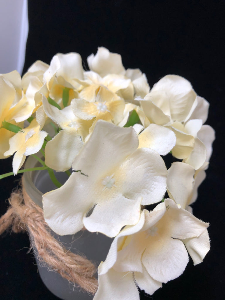 FAUX YELLOW FLORALS IN FROSTED GLASS.