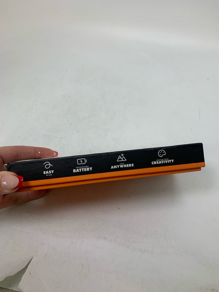 NIB RESPARKED CUSTOMIZER ENGRAVING PEN W/ 30 BITS CORDLESS PORTABLE TOOL.