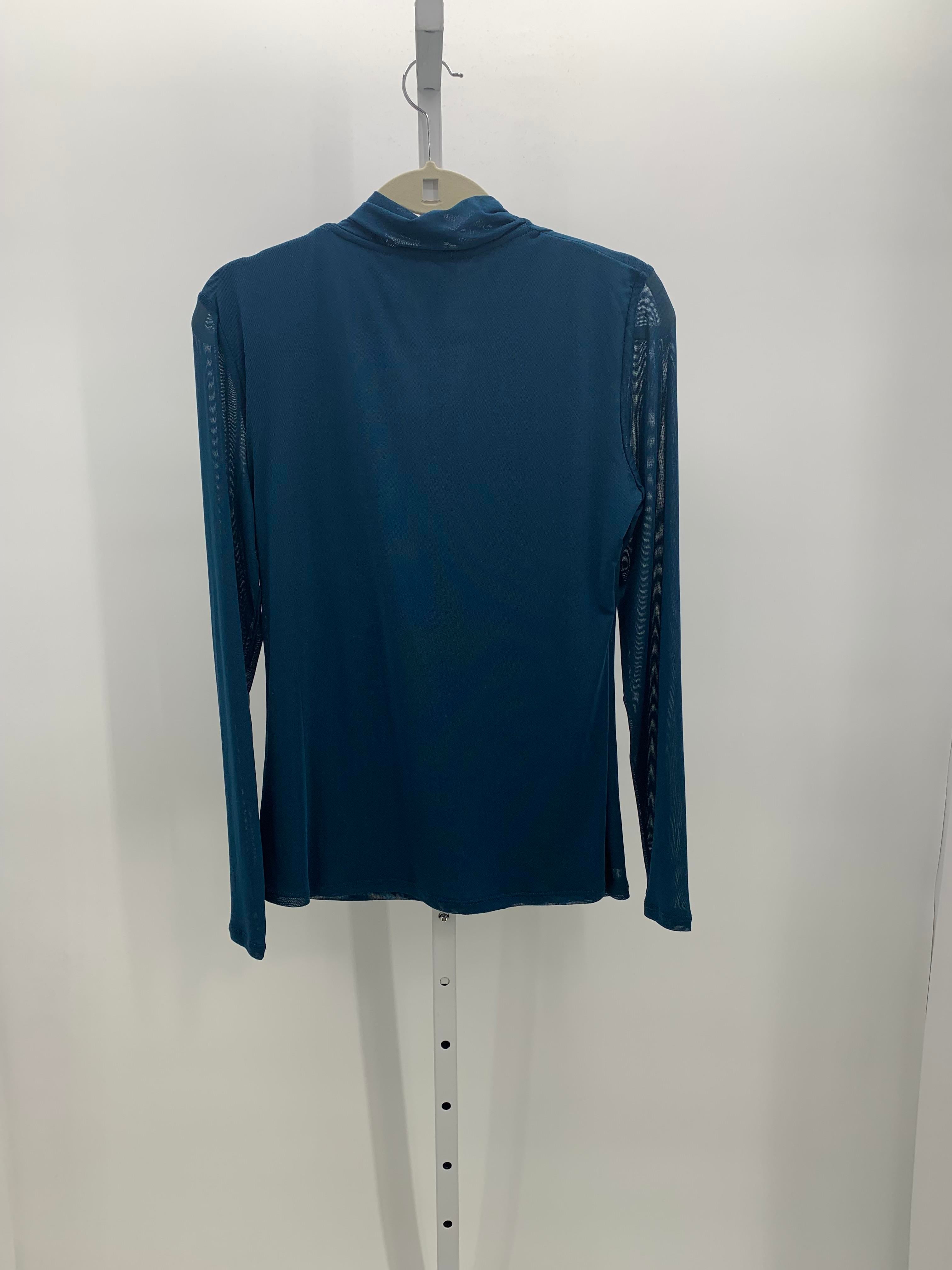 DKNY Size Large Misses Long Sleeve Shirt