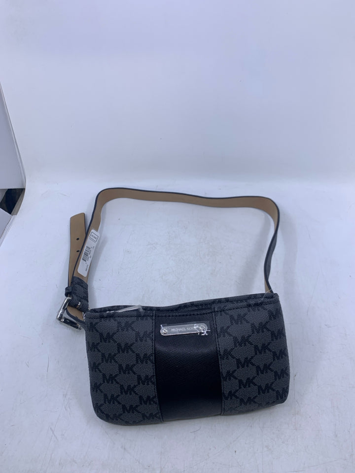 Michael Kors 556137C Belt Bag, L/XL- New