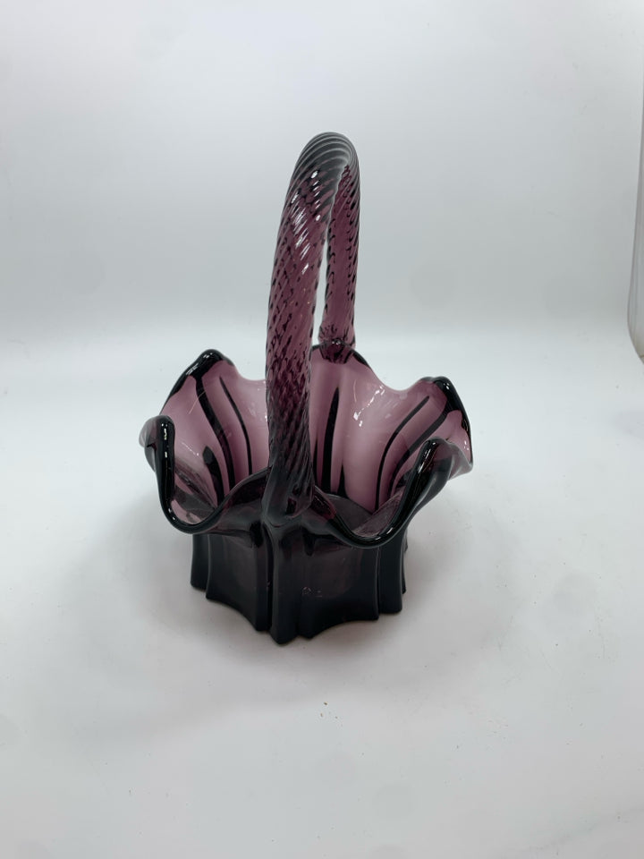 HEAVY PURPLE GLASS BASKET W/TWISTED HANDLE.