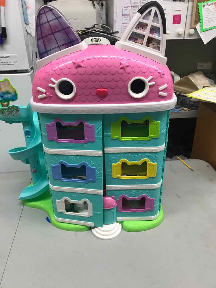 Gabby's Dollhouse - Gabby's Meow-mazing Dollhouse Interactive