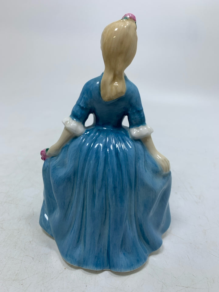 VTG PORCELAIN "CHILD FROM WILLIAMSBURG" FIGURINE.