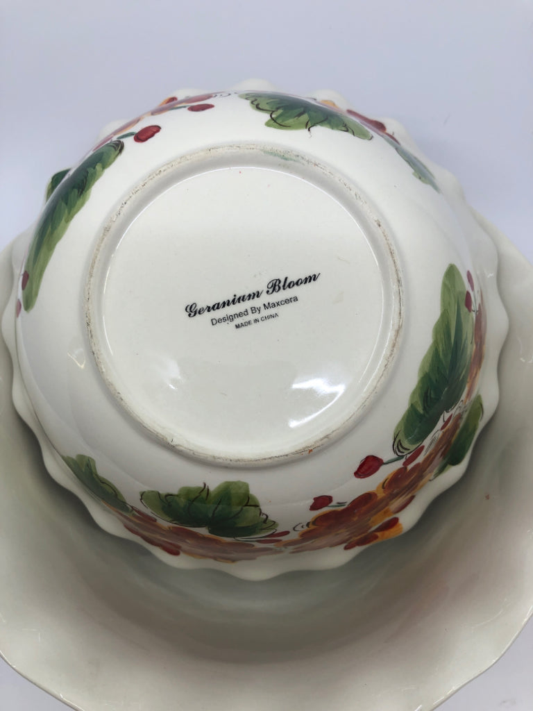 2 RED GERANIUM BLOOM FLORAL NESTING SERVING BOWLS.