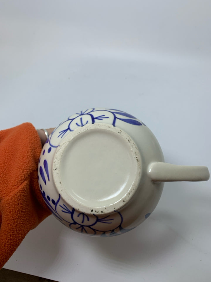 BLUE FLORAL SOUP MUG.