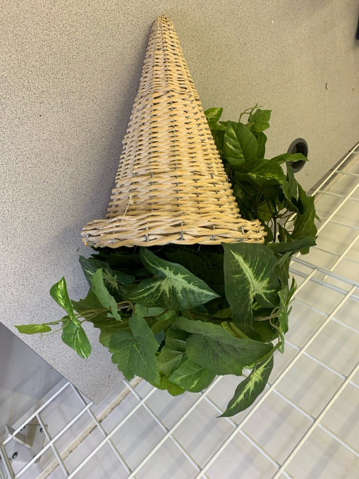 FAUX FERN IN WHITE CONE.