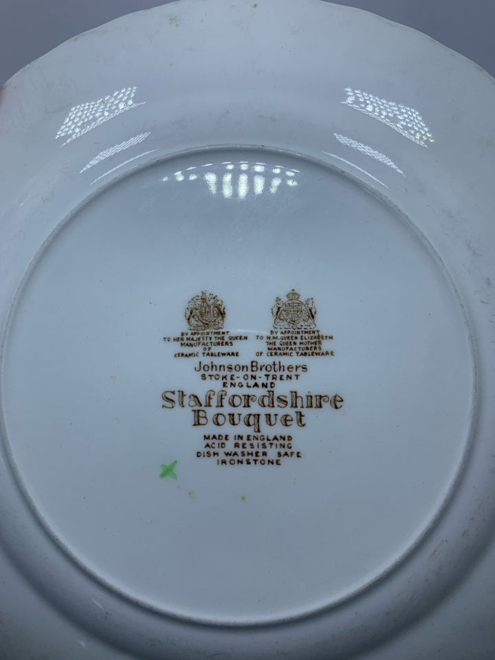 VTG 4 STRAFFORDSHIRE BOUQUET PATTERN DINNER PLATES.