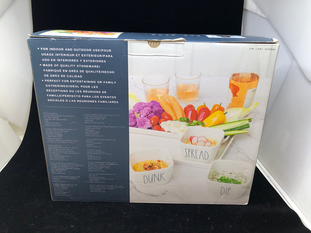 NIB RAE DUNN SERVING SET.