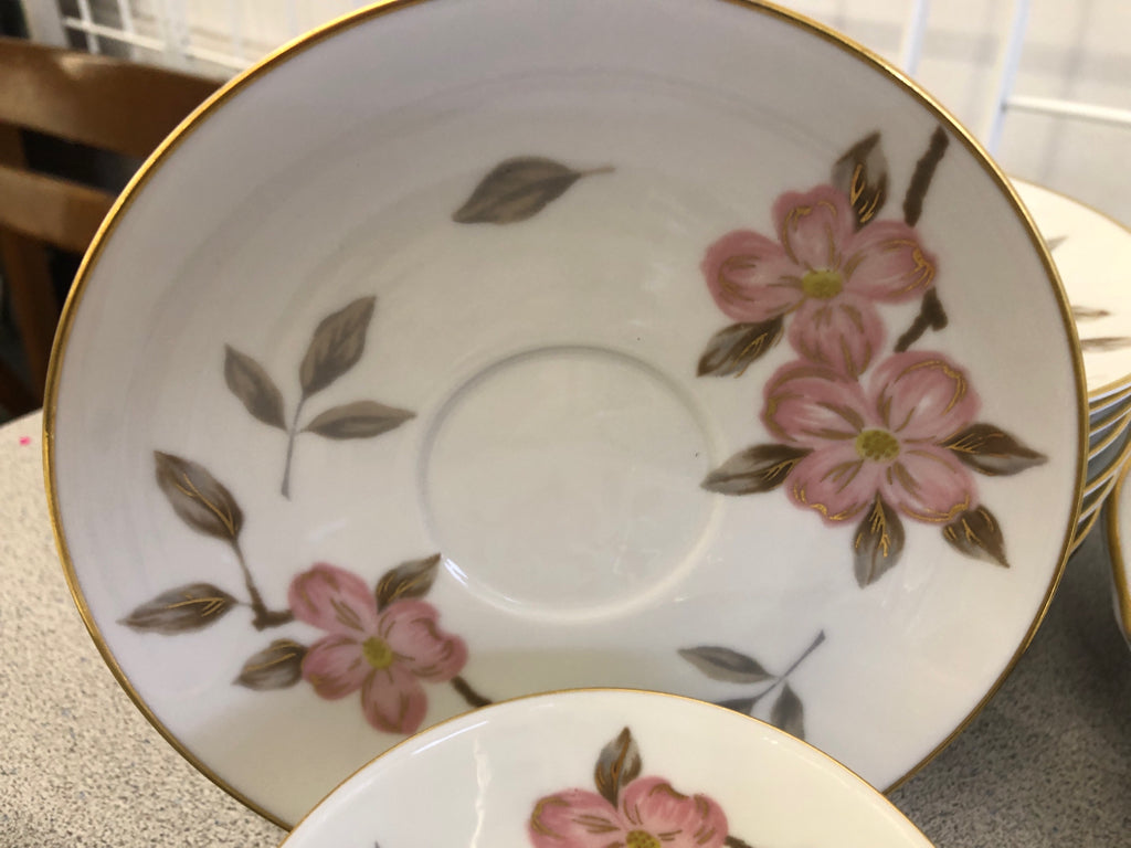66 PC SVC 10 PINK FLORAL W/ GOLD RIM NORITAKE .