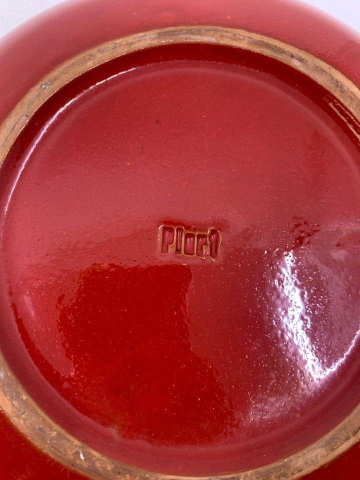 SHALLOW RED STONEWARE BOWL.