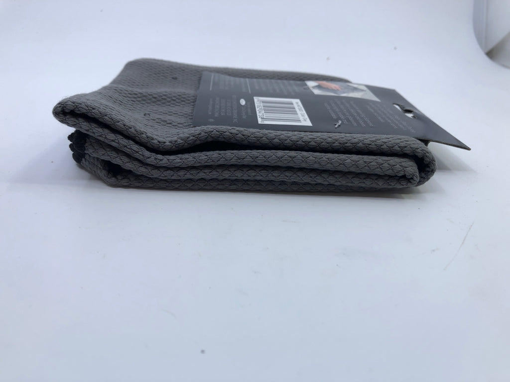 NIP GLASS DRYING TOWEL.