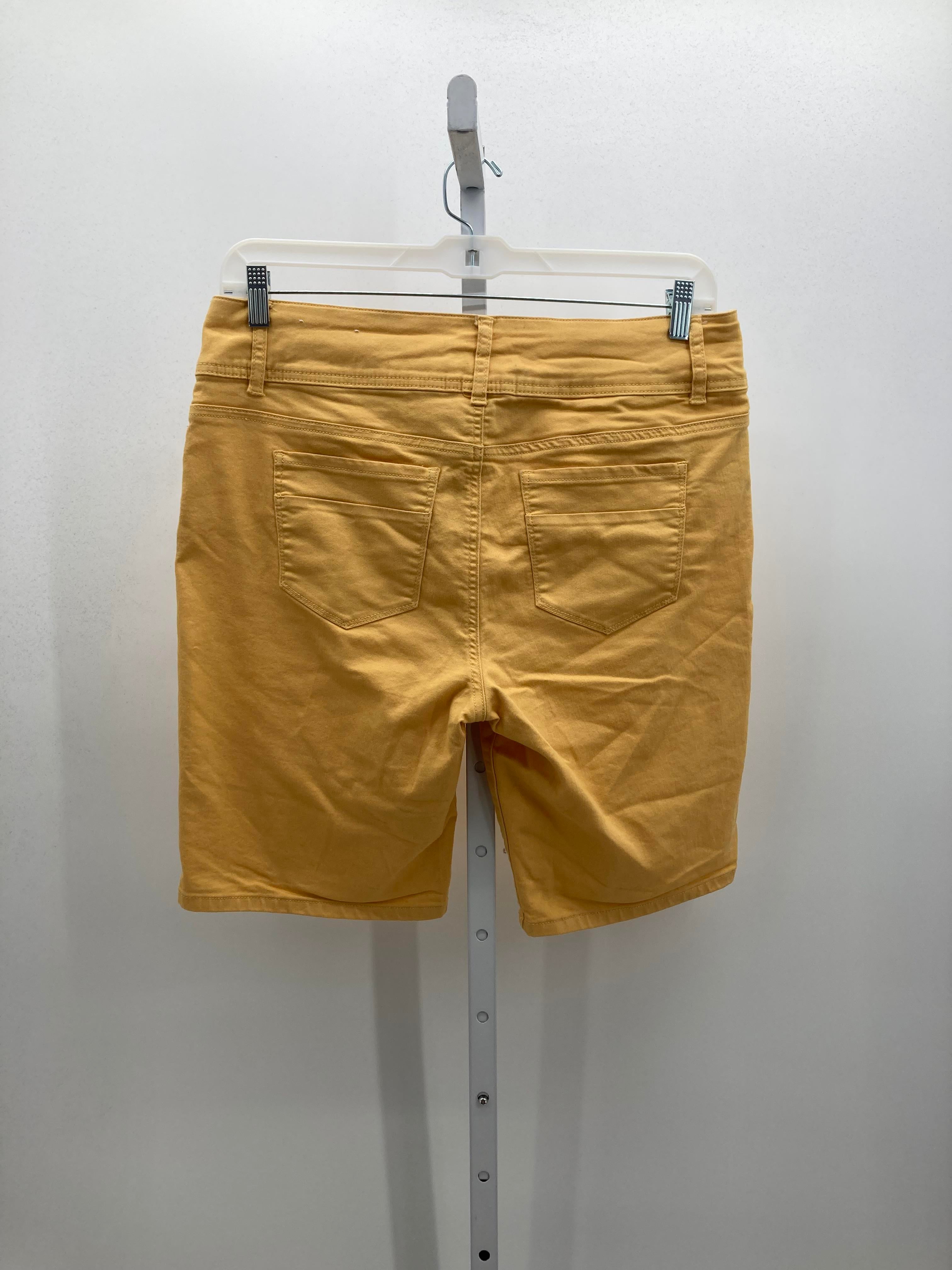 d. jeans Size 16 Misses Shorts